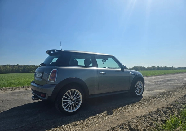 MINI Cooper S cena 19900 przebieg: 250700, rok produkcji 2007 z Puławy małe 326